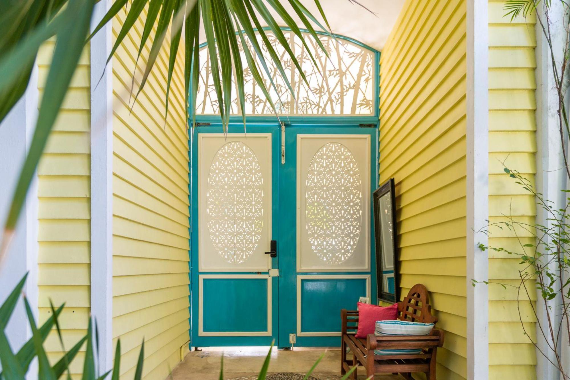 Plantation House - Why Elsewhere Playa del Carmen
