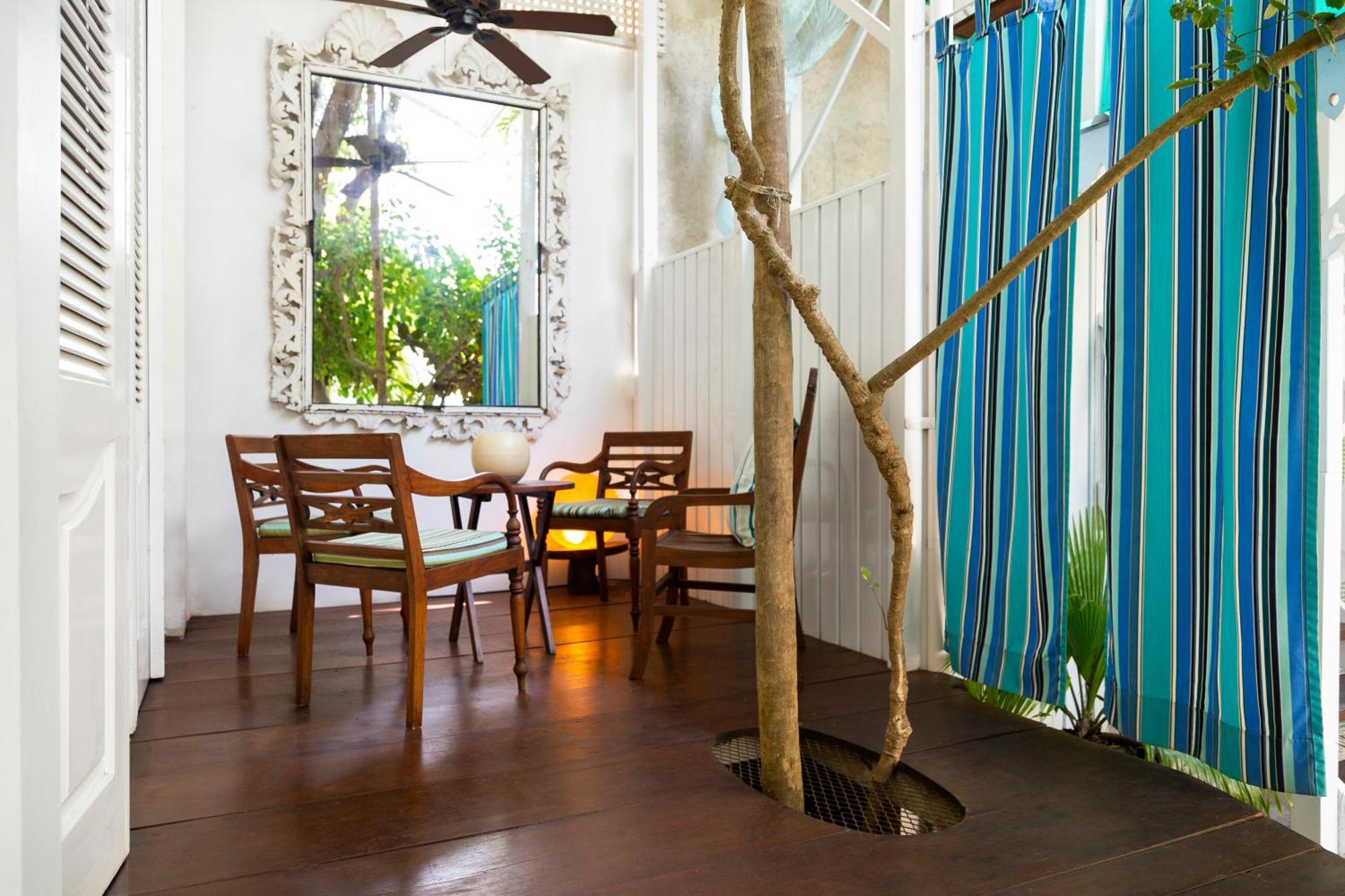 Plantation House - Why Elsewhere Playa del Carmen